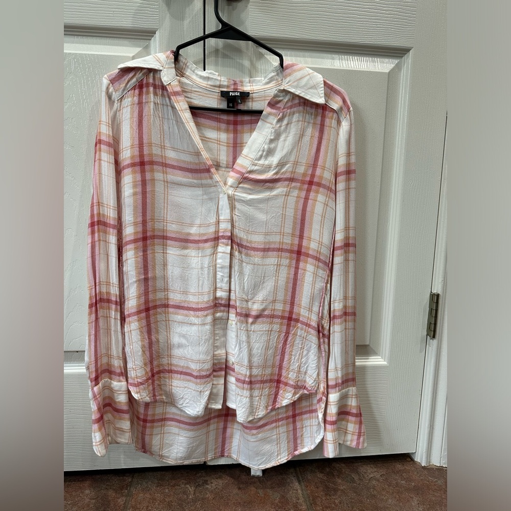 Paige soft pink & white flannel top XS